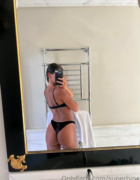 Superbinx star nudes galleries