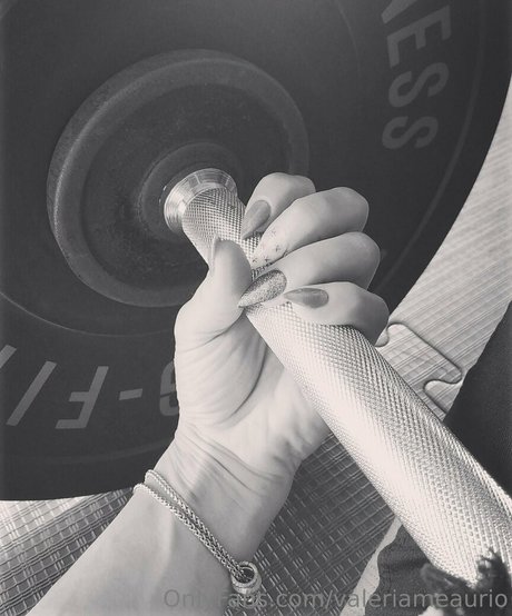 pampi cush pretty model photos