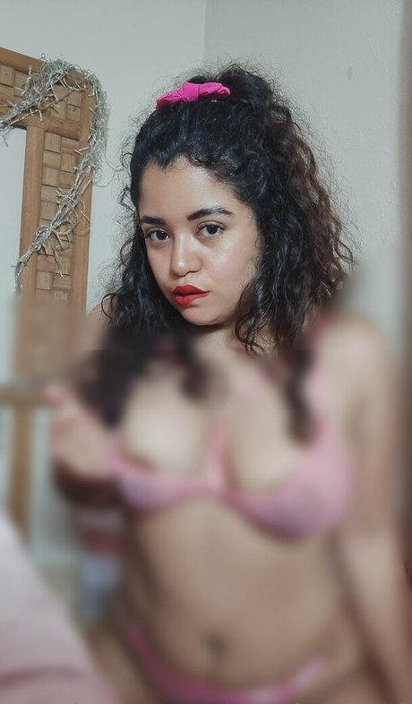 naughtypie16 perfect actress img