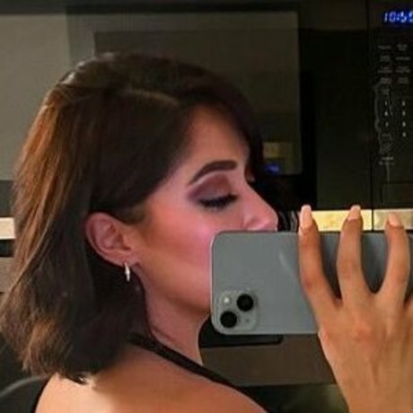 emelyelenaa star exclusive img