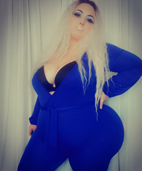 sweetcherrybbw nudes star pic