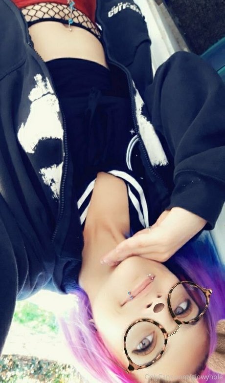 glowyhole model best archive