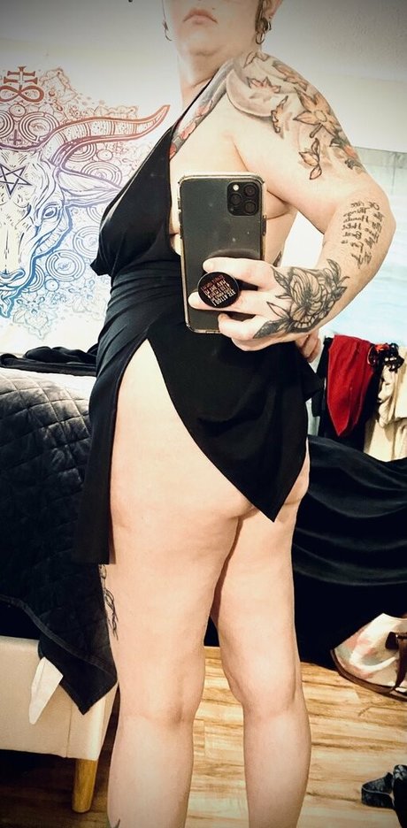 trashpanda4lyfeyo nice pornstar picture