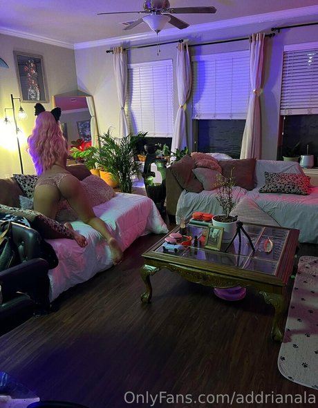 addrianala model naked photo