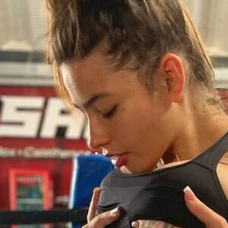 Romina Carrera naked model photos