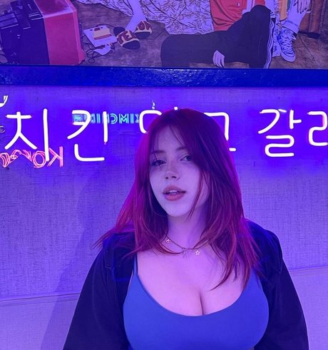 Melekwhoo perfect actress photos