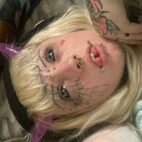 spookisideshow sexy star image