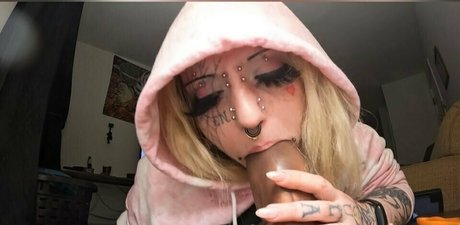 spookisideshow pornstar top photo