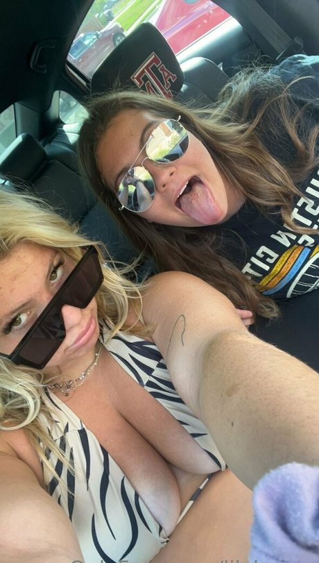 lilyhazex model nice picture