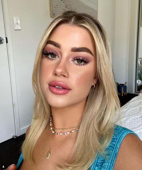 Tameeka Kerr pretty actress picture