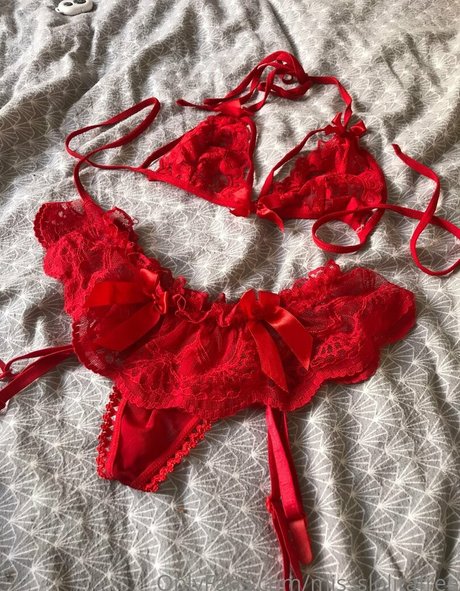 kathynude free high quality model pictures