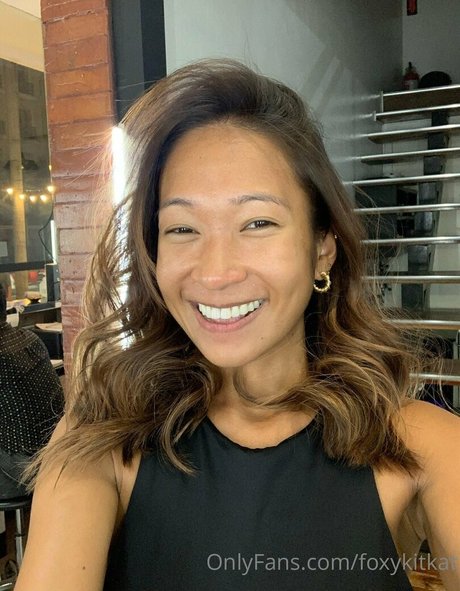 foxykitkat perfect actress picture