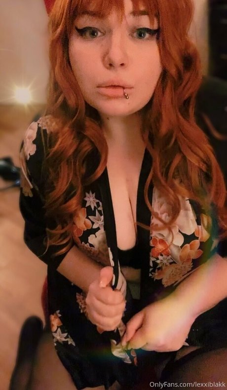 lexxiblakk adult model photo