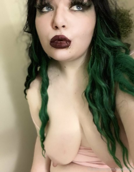 lexxiblakk star nudes photo