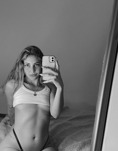 stefybunny star adult image