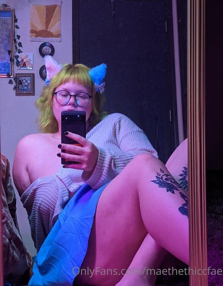 maethethiccfae model top picture