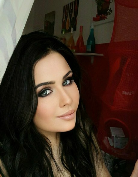 justjenna93 naked pornstar images