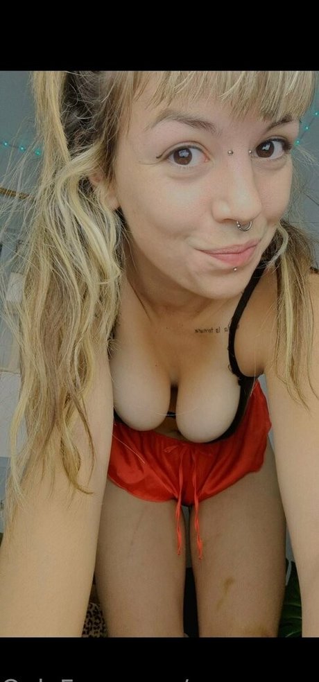 ronamamona perfect star pictures