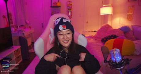 hellomeganlee xxx pornstar gallery