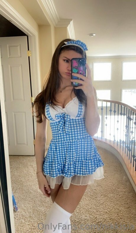Nikkisia top pornstar pic