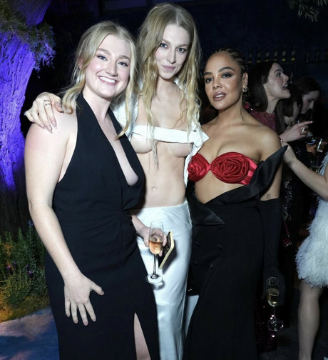 Hunter Schafer naked actress photos