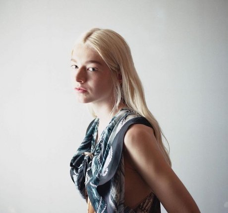Hunter Schafer star free archive