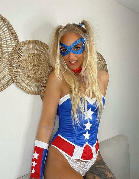 lee hart xx porn star gallery