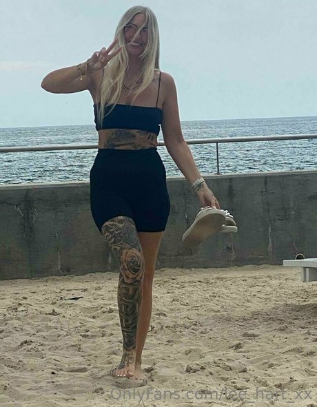 lee hart xx model gallery