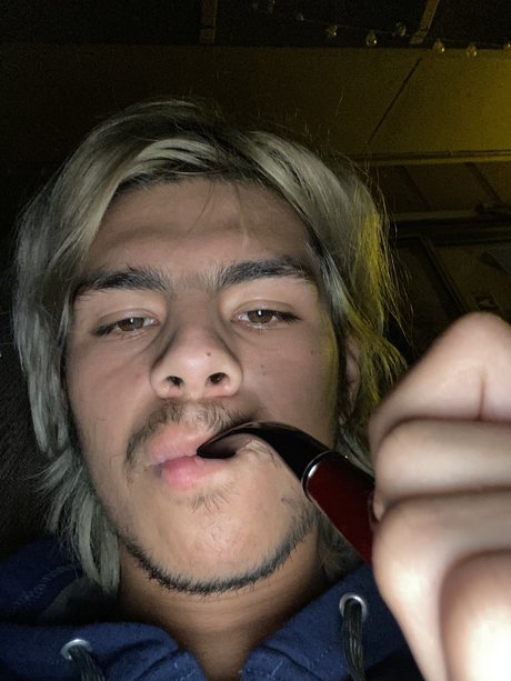 Moltres xxx erotic model pics