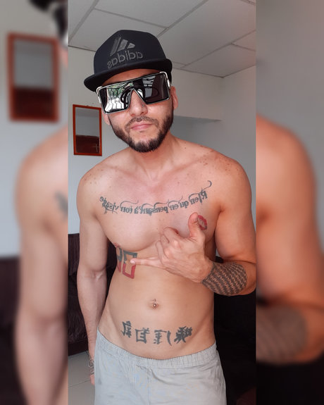 _YORSH DADDY VIP naked model pic