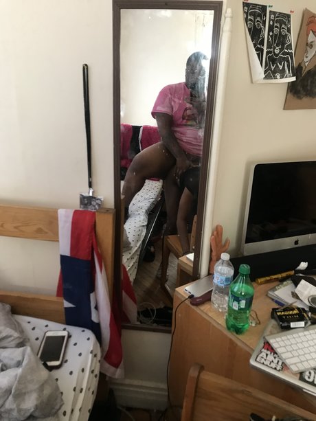 lutherBakeDross pretty pornstar image