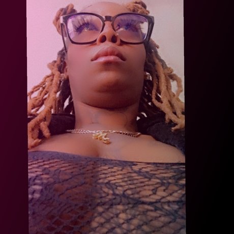 Ms Dennver star exclusive pic