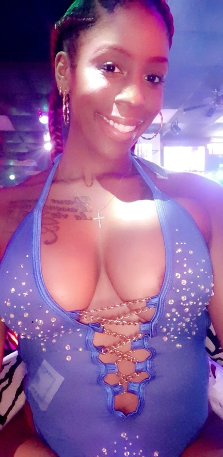 Phoenix Reign pornstar hot pic