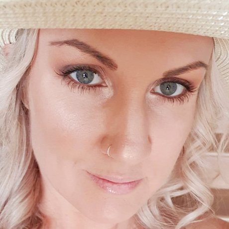 Danielle Watt pornographic star pics