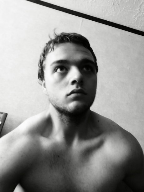 Instant__Cryosfere naked actress pic