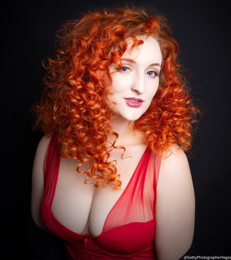 Geillis Mac beautiful pornstar archive