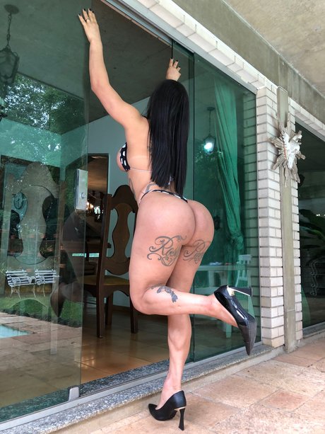 Rosy Pinheiro pornstar naked photo