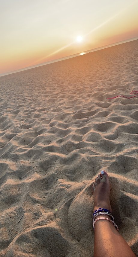 PrettyCuddleFeet hd star image