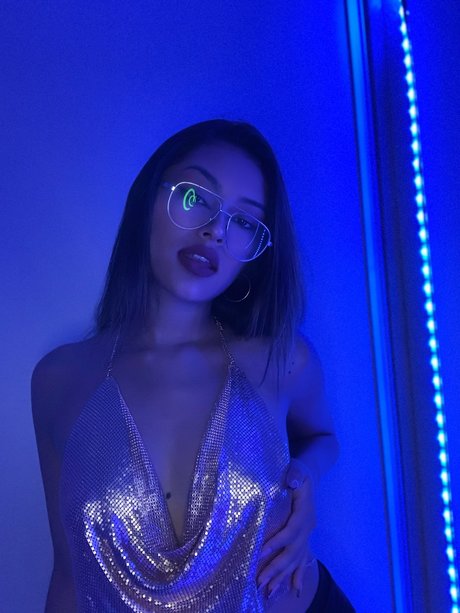 mmmelgtz star free pic