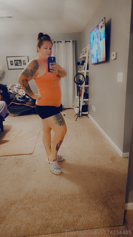 CurvyPeach xxx pornstar picture