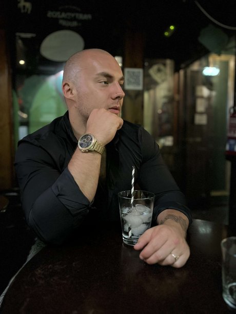 Shane Francis star adult archive