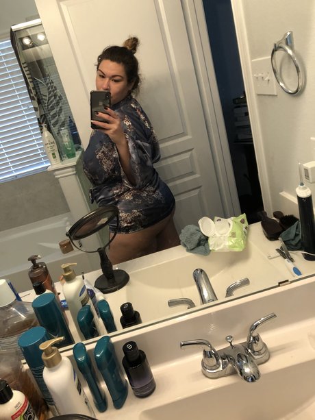 Michelle Flo beautiful star images