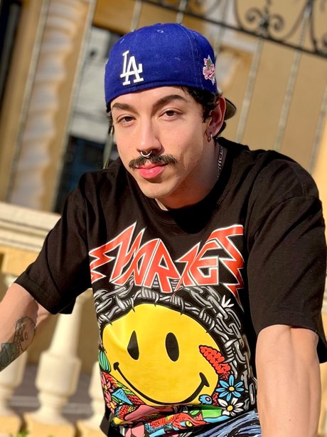 EL JIMMY star xxx photos