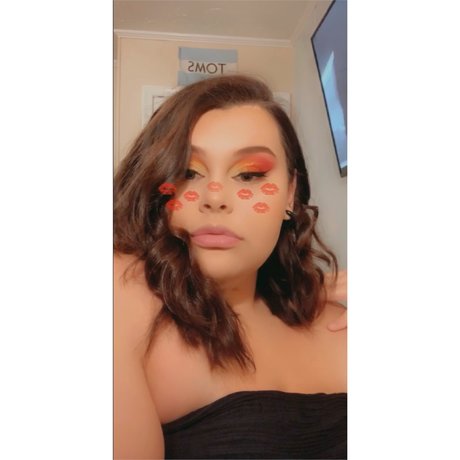 IveyNixoke star beautiful photos