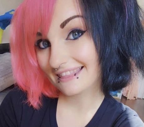 xLittleNickyx high quality actress pictures