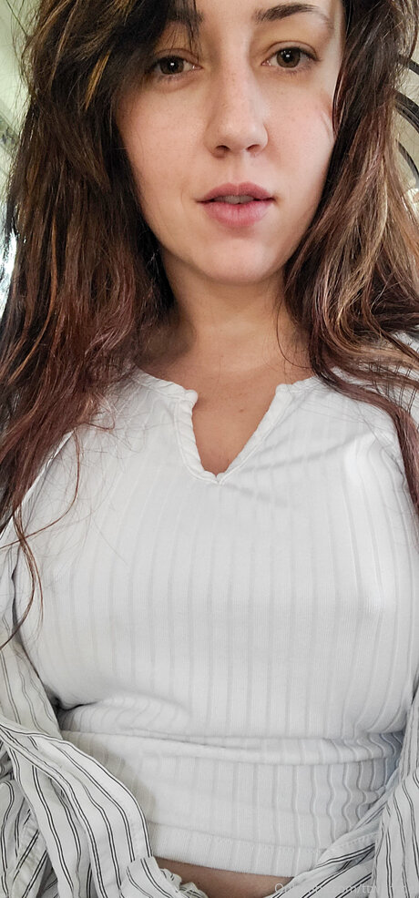 Topless talks with Mel exclusive star galleries