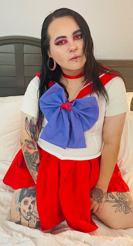 Britaneydropdead adult model photo