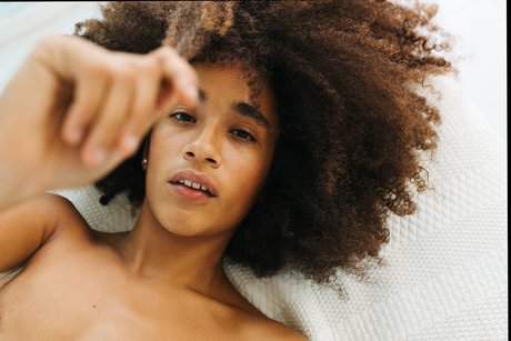 patoxik nice model picture