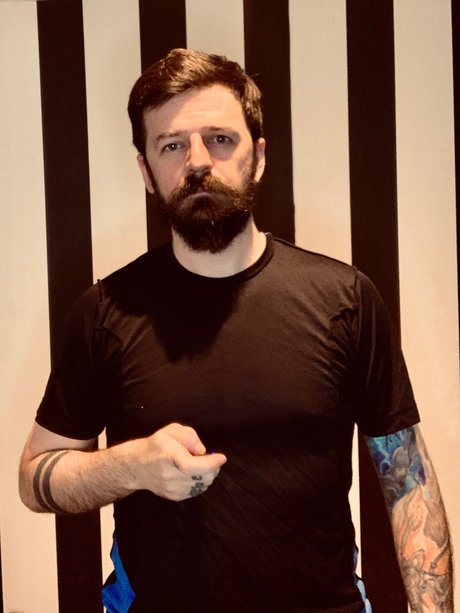 Paul Efft pornstar naked pic