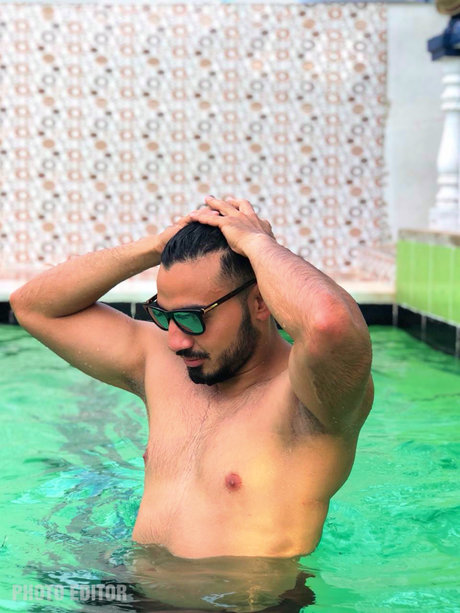 Sebasti n Gonz lez pornstar hot pictures